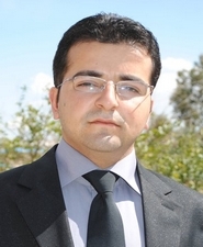 منزل پدری یک روزنامهنگار کُرد توسط دادگاه انقلاب مریوان مصادره شد منزل پدری یک روزنامهنگار کُرد توسط دادگاه انقلاب مریوان مصادره شد