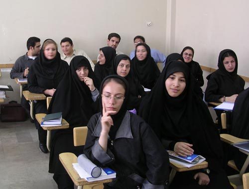 دولت دهم؛ از انتخاب وزیر زن تا تفکیک جنسیتی دولت دهم؛ از انتخاب وزیر زن تا تفکیک جنسیتی