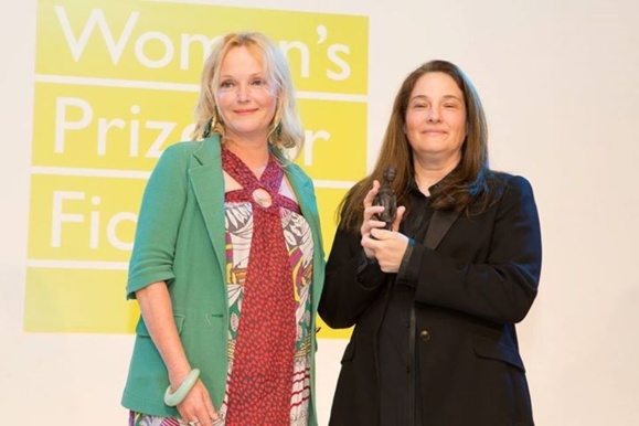 ای ام هومز نویسنده امریکائی برنده جایزه ادبیات زنان ۲۰۱۳ شد