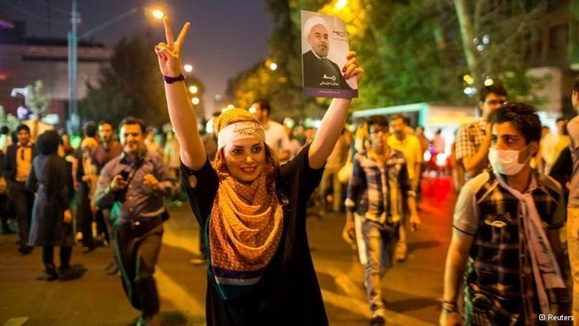 شادی و امید کاربران فضای مجازی در پی پیروزی حسن روحانی