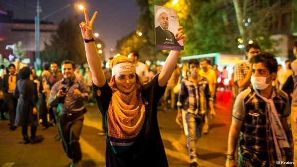 شادی و امید کاربران فضای مجازی در پی پیروزی حسن روحانی شادی و امید کاربران فضای مجازی در پی پیروزی حسن روحانی