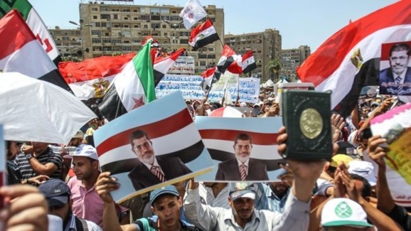 درگیری‌های خونین میان هواداران و مخالفان مرسی در مصر