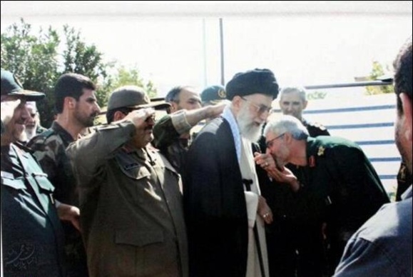 زمینه چینی برای کوتاه کردن دست سپاه پاسداران از یک اهرُم ثروت / منصور امان زمینه چینی برای کوتاه کردن دست سپاه پاسداران از یک اهرُم ثروت / منصور امان