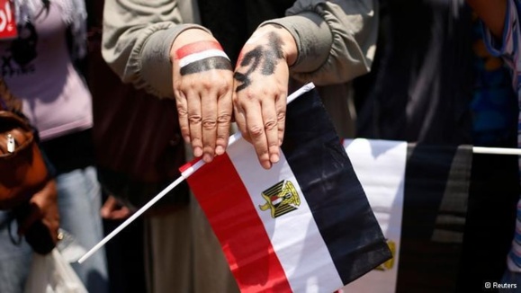 استعفای وزیر خارجه مصر و بالا گرفتن جنگ قدرت استعفای وزیر خارجه مصر و بالا گرفتن جنگ قدرت