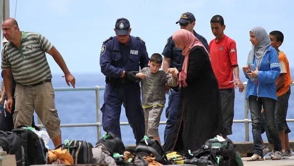 مرگ دهها تن از پناهندگان ایرانی در سانحه‌ای مرگبار در آب‌های اندونزی