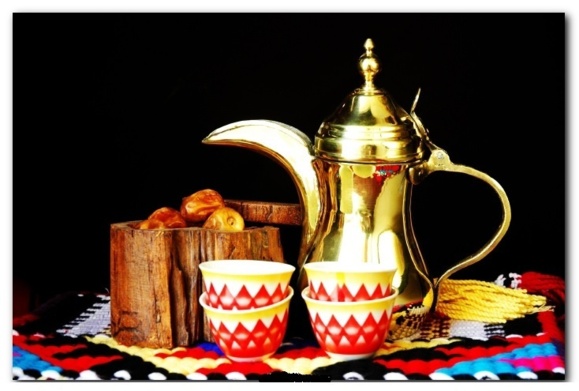 ظرف و استکان قهوه خوری نزد مردم عرب ظرف و استکان قهوه خوری نزد مردم عرب