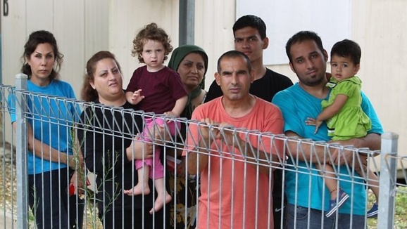 مرگ پنج پناهجوی دیگر در حادثه کشتی غرق شده در مسیر جزیره کریسمس استرالیا مرگ پنج پناهجوی دیگر در حادثه کشتی غرق شده در مسیر جزیره کریسمس استرالیا