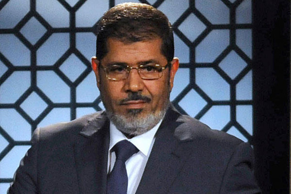 محمد مرسی رئیس جمهور مصر در دادگاه جنایی محاکمه می شود