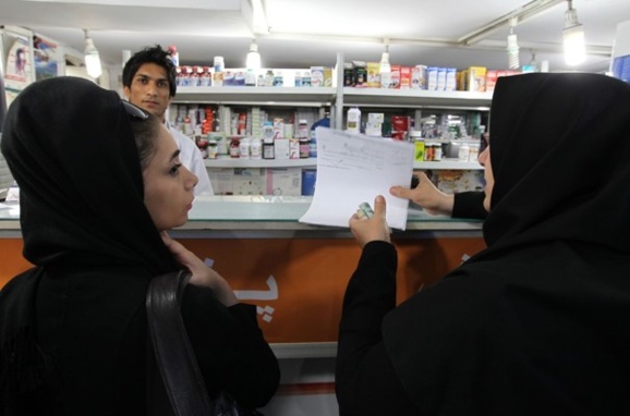 فاجعه گسترش مصرف مواد مخدر وپیدایش نسل معتادان مادر زادی در ایران فاجعه گسترش مصرف مواد مخدر وپیدایش نسل معتادان مادر زادی در ایران