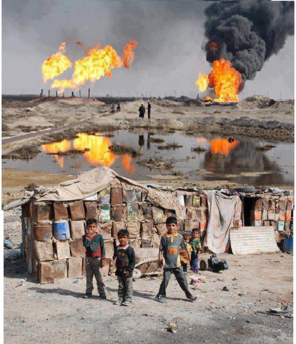 «خروج ۶۰۰ میلیارد دلار از کشور در ۸ سال گذشته» «خروج ۶۰۰ میلیارد دلار از کشور در ۸ سال گذشته»