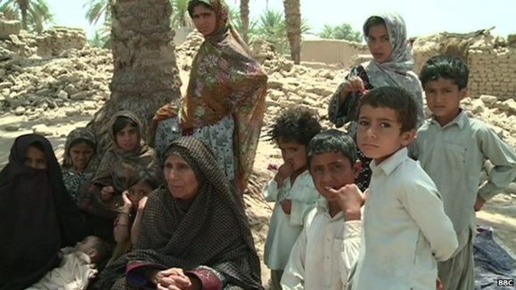 تلفات زمين لرزه بلوچستانِ پاکستان از ۲۰۰ نفر گذشت تلفات زمين لرزه بلوچستانِ پاکستان از ۲۰۰ نفر گذشت