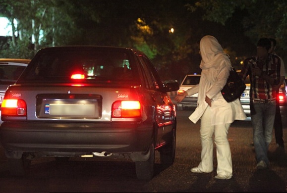 چرا سن روسپیگری و کارتنخوابی زنان کاهش یافته؟ چرا سن روسپیگری و کارتنخوابی زنان کاهش یافته؟