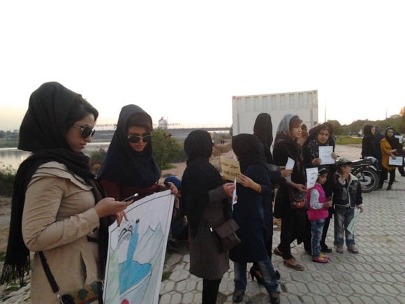 اهواز؛ آلوده ترين شهر جهان كه در غبار گم شد اهواز؛ آلوده ترين شهر جهان كه در غبار گم شد