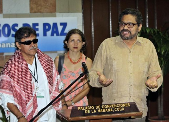 ” مبارزه برای زندگی، با شادی و کرامت” ” مبارزه برای زندگی، با شادی و کرامت”