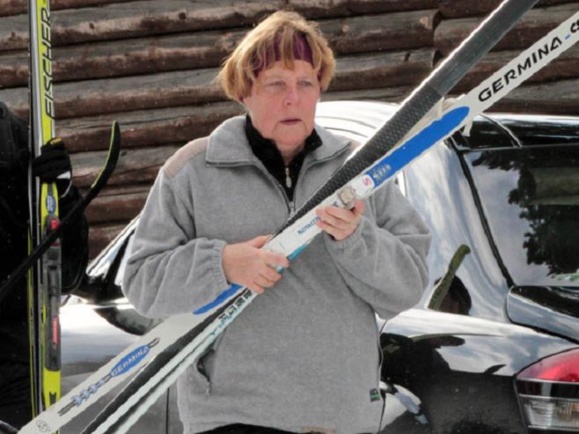 صدراعظم آلمان در پیست اسکی دچار سانحه شد صدراعظم آلمان در پیست اسکی دچار سانحه شد