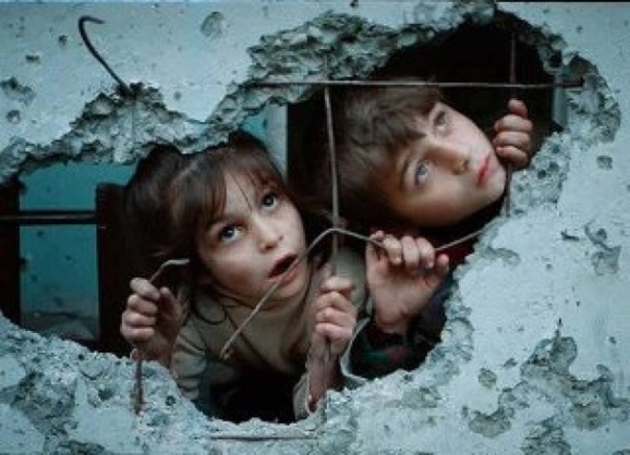 توافق در ژنو: زنان و کودکان حمص می‌توانند از شهر خارج شوند
