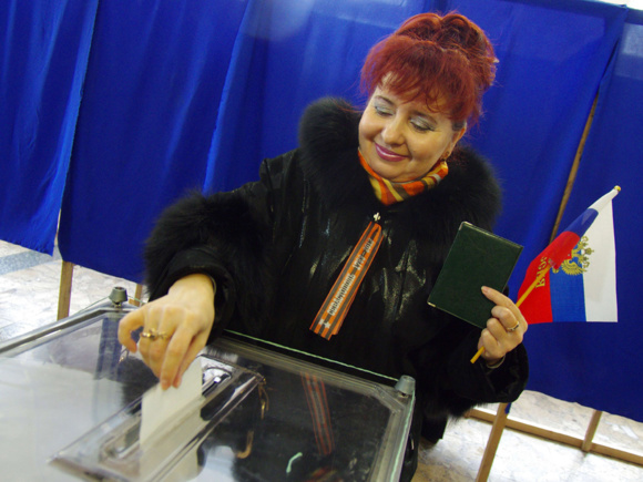 کریمه استقلال خود را از اوکراین اعلام کرد کریمه استقلال خود را از اوکراین اعلام کرد