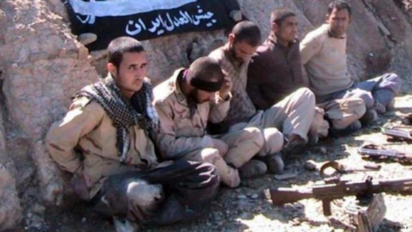 خبرهای ضد و نقیض از اعدام یکی از مرزبانان ایرانی گروگان نزد جیش العدل خبرهای ضد و نقیض از اعدام یکی از مرزبانان ایرانی گروگان نزد جیش العدل