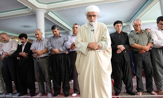 «دخالت نهادهای امنیتی در تعیین پیشنماز مساجد اهل سنت در سقز» «دخالت نهادهای امنیتی در تعیین پیشنماز مساجد اهل سنت در سقز»