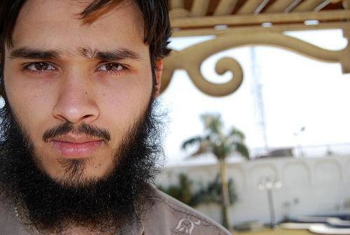 نتایج یک پژوهش: در میان بیریشها، مرد ریشو پادشاه است نتایج یک پژوهش: در میان بیریشها، مرد ریشو پادشاه است