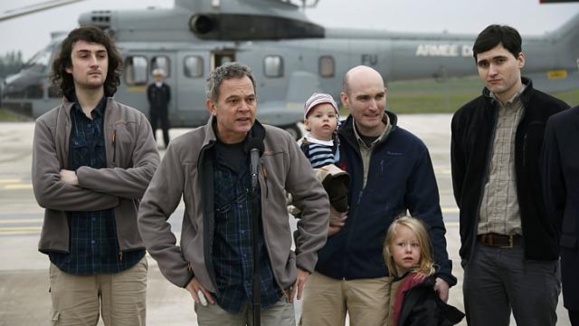 بازگشت چهار روزنامه نگار اسیر به فرانسه بازگشت چهار روزنامه نگار اسیر به فرانسه