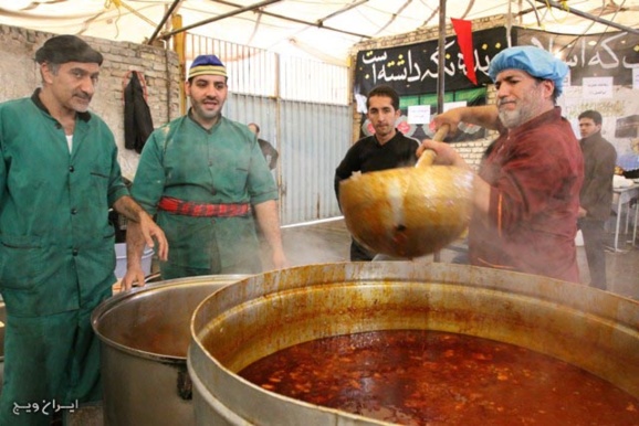 تعداد مسمومان غذای نذری در مرند آذربایجان به یکهزار و 200  نفر رسید تعداد مسمومان غذای نذری در مرند آذربایجان به یکهزار و 200  نفر رسید