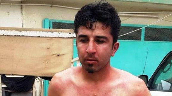 با بمبی ١٠ کیلوگرمی «شخصی که قصد داشت حسینیه سلیمانیه را منفجر کند بازداشت شد» با بمبی ١٠ کیلوگرمی «شخصی که قصد داشت حسینیه سلیمانیه را منفجر کند بازداشت شد»