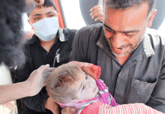 بمباران مناطق مسکونی سوریه با بشکه های باروت ایرانی صدها کشته ومجروح برجای گذاشت بمباران مناطق مسکونی سوریه با بشکه های باروت ایرانی صدها کشته ومجروح برجای گذاشت