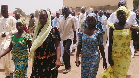 دستگیری سه زن نیجریایی متهم به اغفال دختران وهمکاری با جماعت بوکو حرام دستگیری سه زن نیجریایی متهم به اغفال دختران وهمکاری با جماعت بوکو حرام