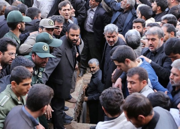 گزارش مفصل خبرگزاری رویترز از حضور نظامی نیروهای قدس ایران در عراق وسوریه گزارش مفصل خبرگزاری رویترز از حضور نظامی نیروهای قدس ایران در عراق وسوریه