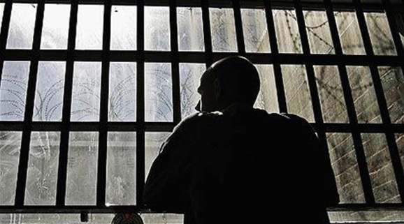 جنایت خاموش مرد 2 زنه در نیزارهای فرودگاه آبادان جنایت خاموش مرد 2 زنه در نیزارهای فرودگاه آبادان