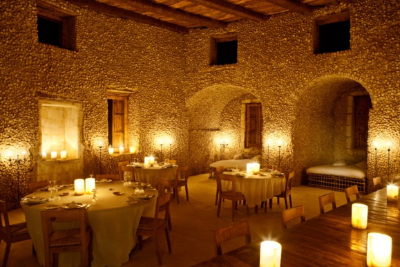 شگفت انگیز ترین هتل جهان،بدون برق و با ممنوعیت استفاده از موبایل+عکس شگفت انگیز ترین هتل جهان،بدون برق و با ممنوعیت استفاده از موبایل+عکس