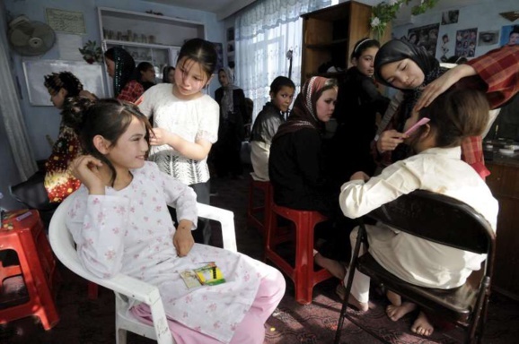 زنان جوان و نو عروسان بیشترین قربانی خودکشی ها اند زنان جوان و نو عروسان بیشترین قربانی خودکشی ها اند