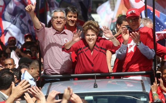دیلما روسف سیاستمدار چپ‌گرای برزیل برای دومین بار بعنوان رئیس جمهور انتخاب شد