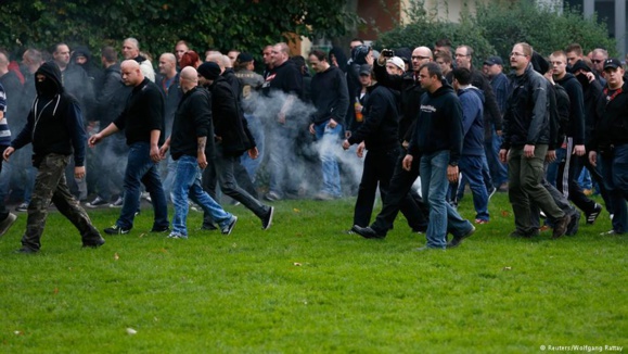 پلیس آلمان تظاهرات اوباش علیه اسلامگرایان افراطی را ممنوع کرد پلیس آلمان تظاهرات اوباش علیه اسلامگرایان افراطی را ممنوع کرد