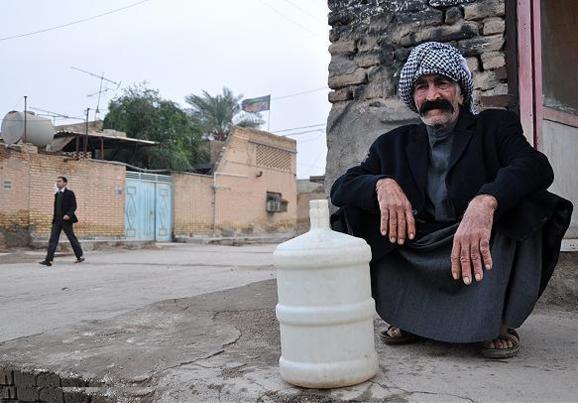 مدیران غیر بومی اهواز اعتبار بانک جهانی را نیز حیف و میل کردند مدیران غیر بومی اهواز اعتبار بانک جهانی را نیز حیف و میل کردند