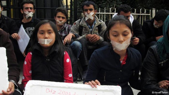 احتمال اخراج 760 هزار مهاجر افغان از ایران احتمال اخراج 760 هزار مهاجر افغان از ایران