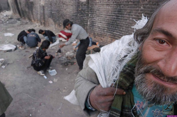 ستاد مبارزه با موادمخدر با حذف اعدام قاچاقچیان مخالف است ستاد مبارزه با موادمخدر با حذف اعدام قاچاقچیان مخالف است