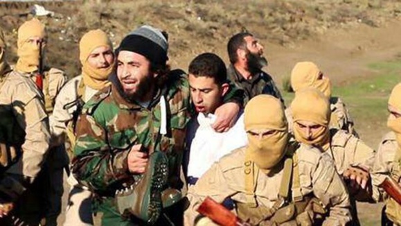پدر خلبان اردنی از داعش خواست به فرزندش رحم کند پدر خلبان اردنی از داعش خواست به فرزندش رحم کند