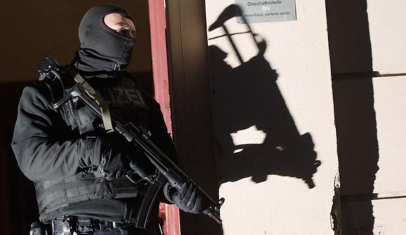 عملیات سراسری پلیس آلمان علیه افراد مظنون به ارتباط با داعش عملیات سراسری پلیس آلمان علیه افراد مظنون به ارتباط با داعش