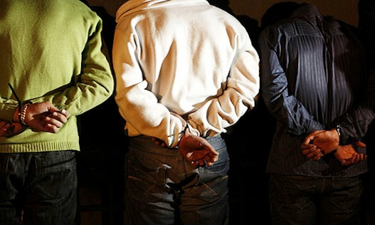 دستگیری های گسترده فعالین حقوق زنان و روزنامه نگاران طی هفته گذشته دستگیری های گسترده فعالین حقوق زنان و روزنامه نگاران طی هفته گذشته