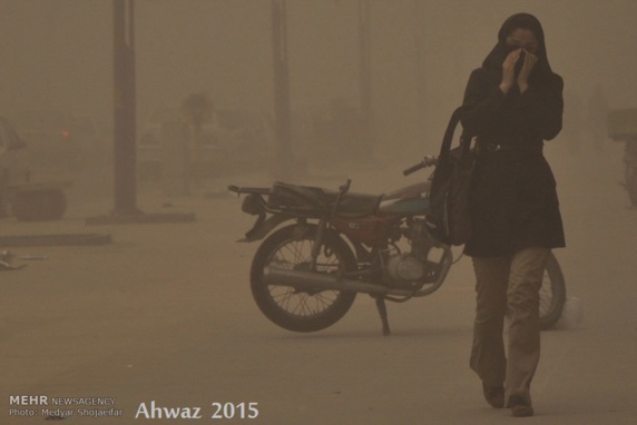 افزایش گرد و غبار در ایران مدارس سه استان را به تعطیلی کشاند افزایش گرد و غبار در ایران مدارس سه استان را به تعطیلی کشاند