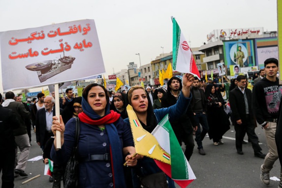 گزارش خبرگزاری رسمی سوئد از مراسم حکومتی سالگرد انقلاب در میدان ازادى گزارش خبرگزاری رسمی سوئد از مراسم حکومتی سالگرد انقلاب در میدان ازادى