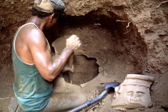 افزایش جرایم مرتبط با میراث فرهنگی در ایران افزایش جرایم مرتبط با میراث فرهنگی در ایران