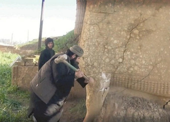 داعش در حال نابودی شهر باستانی نمرود است داعش در حال نابودی شهر باستانی نمرود است