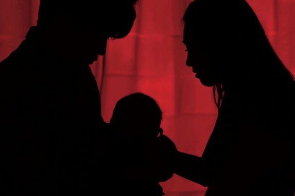 فروش علنی وانترنتی نوزادان در چین فروش علنی وانترنتی نوزادان در چین