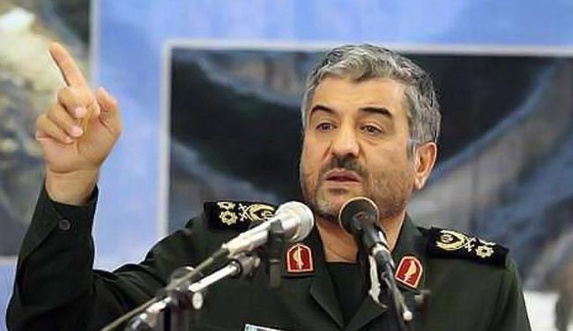 محمد علی جعفری از حضور نظامی سپاه پاسداران در کشور عراق خبر داد محمد علی جعفری از حضور نظامی سپاه پاسداران در کشور عراق خبر داد