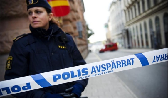 حمله مسلحانه و به رگبار بستن مشتریان رستورانی در سوئد حمله مسلحانه و به رگبار بستن مشتریان رستورانی در سوئد