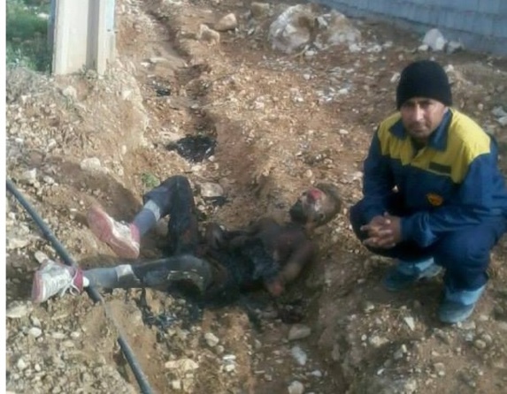 مرگ یک جوان اهوازی در پی حادثه برق گرفتگی مرگ یک جوان اهوازی در پی حادثه برق گرفتگی