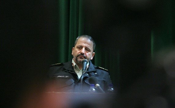 بازداشت احمدی مقدم فرمانده سابق نیروی انتظامی همراه با تعدادي از فرماندهان ناجا و سپاه به جرم اختلاس بازداشت احمدی مقدم فرمانده سابق نیروی انتظامی همراه با تعدادي از فرماندهان ناجا و سپاه به جرم اختلاس